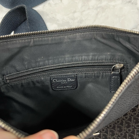 ❌SOLD❌Dior Navy Monogram Crossbody - Picture 2 of 9